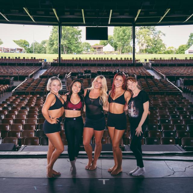 Lindsey Stirling Duality: Untamed Tour ✨

Congratulations to our baes @anika.kojima and @berkleigh.davis 

These photos are 🔥