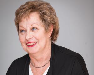 Bonnie Lindhom